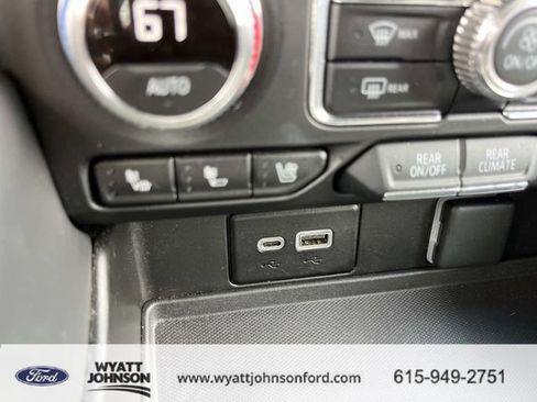 Used 2024 GMC Yukon SLT RWD image 37