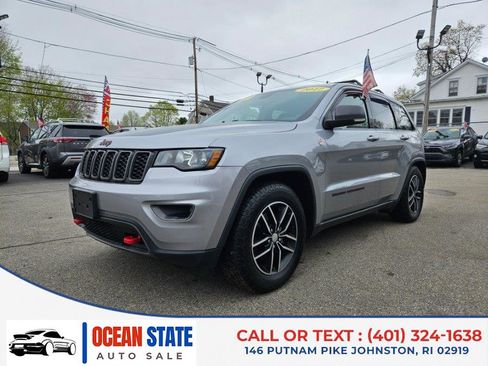 Used 2017 Jeep Grand Cherokee Trailhawk image 1