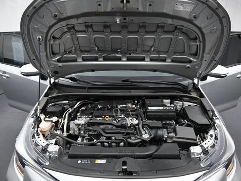 Used 2022 Toyota Corolla SE w/ SE Premium Package FWD image 36