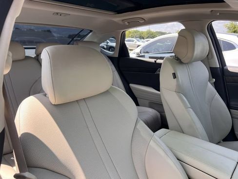 Used 2022 Genesis G80 2.5T w/ Prestige Package RWD image 34