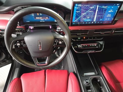 New 2026 Lincoln Corsair Grand Touring AWD/4WD image 15