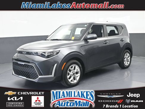 Used 2024 Kia Soul S FWD image 1