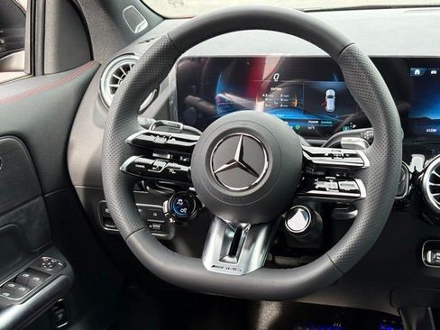 New 2026 Mercedes-Benz GLA 35 AMG 4MATIC image 22