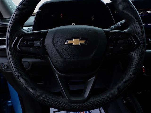Used 2025 Chevrolet TrailBlazer LT AWD/4WD image 14