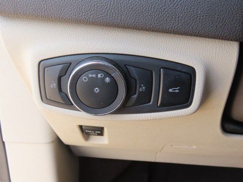 Used 2019 Lincoln MKC Reserve w/ MKC Climate Package FWD image 25