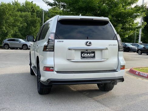 Used 2023 Lexus GX 460 Premium w/ Accessory Package AWD/4WD image 5