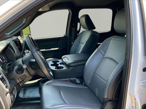 New 2026 RAM 3500 Tradesman AWD/4WD image 17