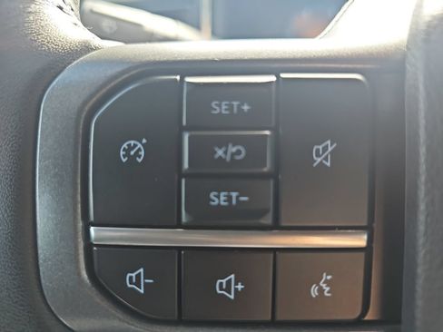 Used 2023 Ford F250 Lariat w/ Sport Appearance Package AWD/4WD image 16