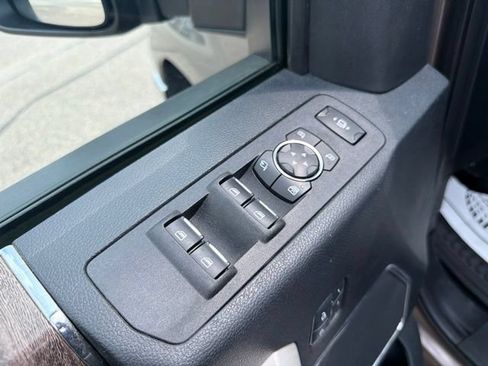 Used 2018 Ford F350 Lariat w/ Chrome Package AWD/4WD image 23