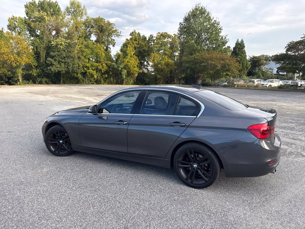 Used 2016 BMW 328i xDrive Sedan w/ Premium Package AWD/4WD image 16