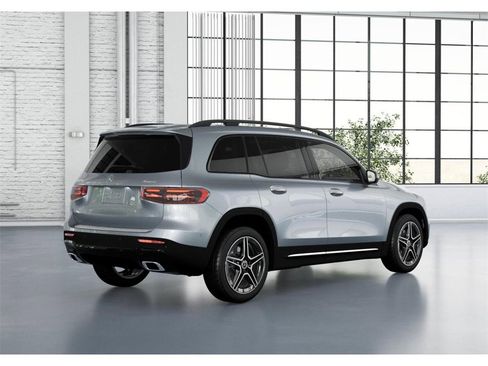 New 2025 Mercedes-Benz GLB 250 4MATIC image 21