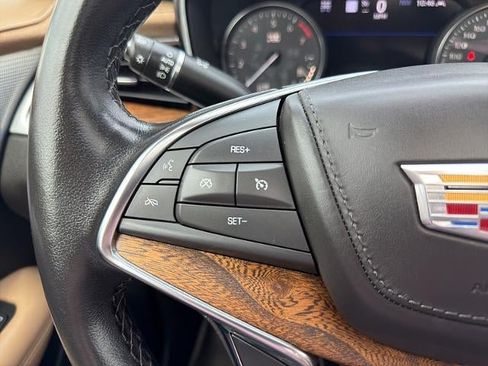 Used 2021 Cadillac XT5 Premium Luxury w/ Platinum Package AWD/4WD image 32