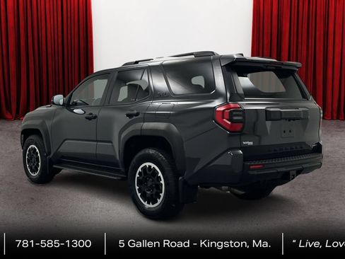 Certified 2025 Toyota 4Runner TRD Off-Road AWD/4WD image 7