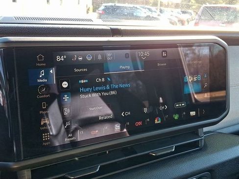 Used 2024 Jeep Wrangler Unlimited image 17