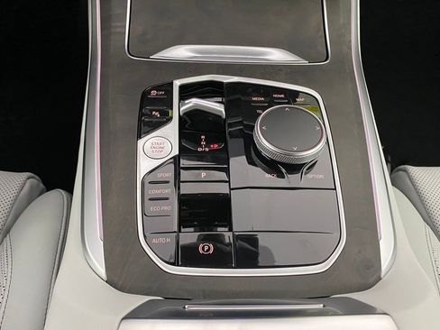 New 2026 BMW X5 sDrive40i w/ Climate Comfort Package image 15