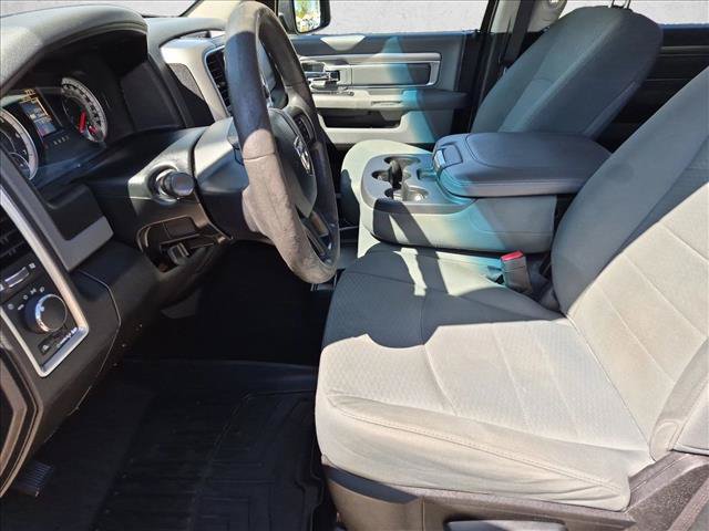 Used 2020 RAM 1500 Classic SLT AWD/4WD image 15