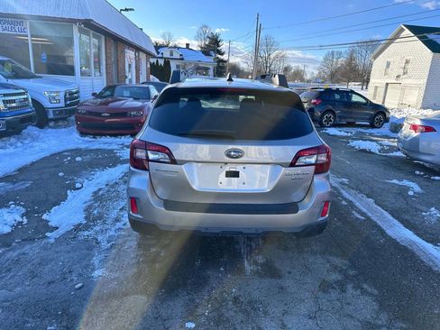 Used 2017 Subaru Outback 3.6R Limited image 7