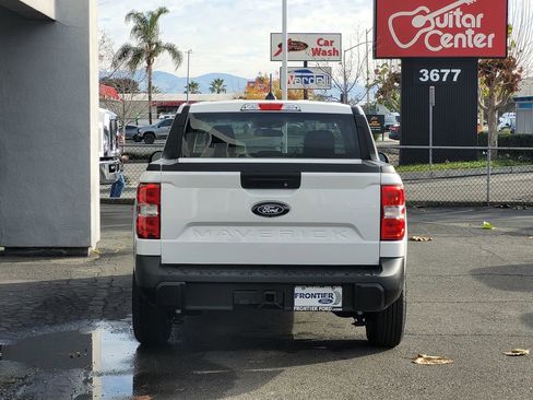 New 2026 Ford Maverick XLT image 29
