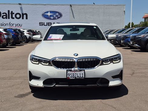 Used 2021 BMW 330i xDrive Sedan w/ Convenience Package AWD/4WD image 3