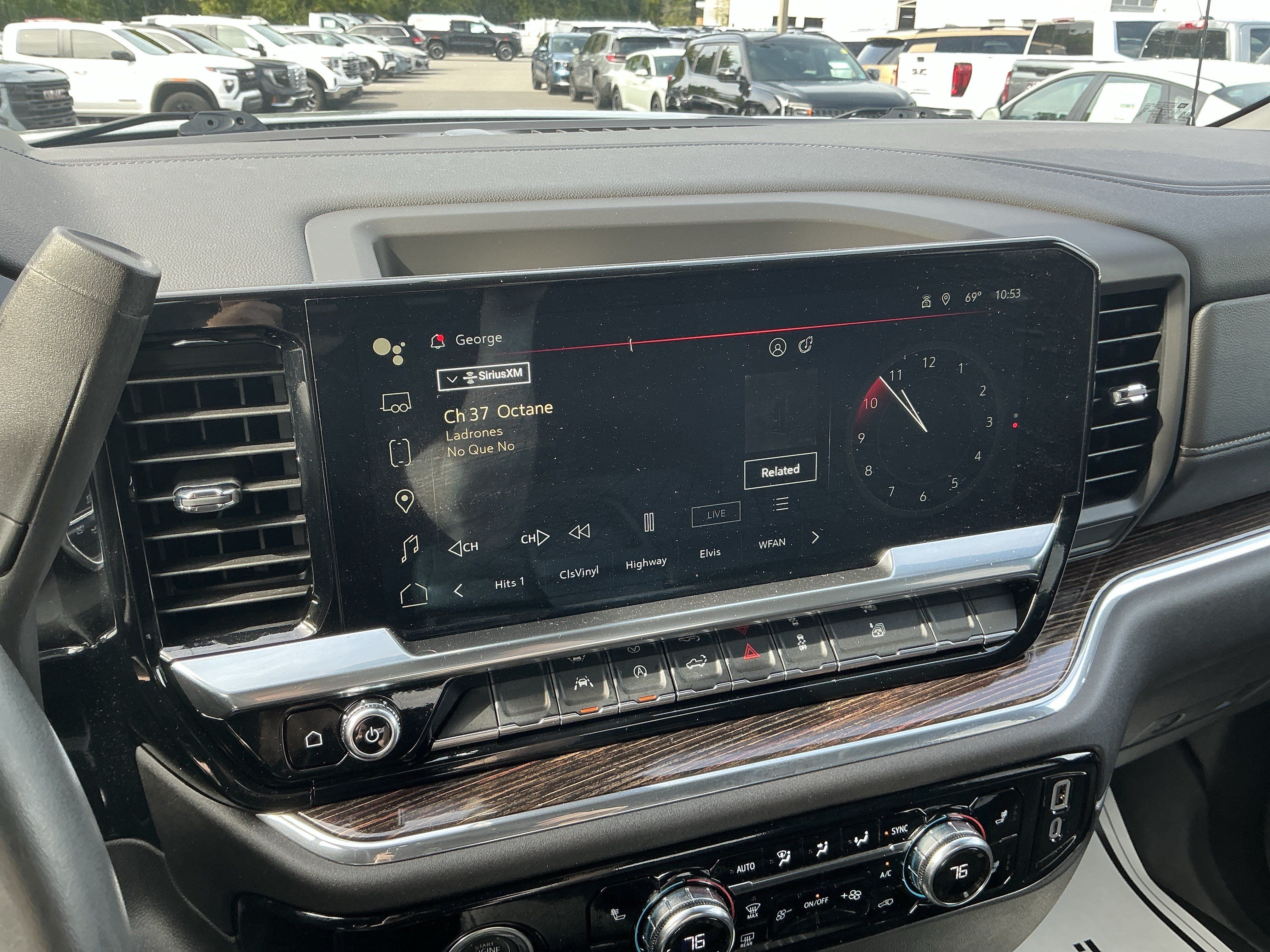 Used 2024 GMC Sierra 1500 Elevation AWD/4WD image 19