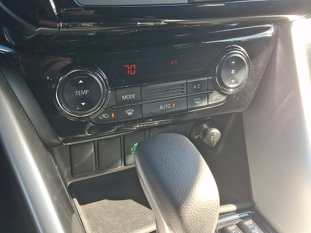 Used 2024 Mitsubishi Eclipse Cross LE AWD/4WD image 29