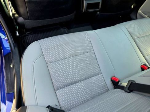 Used 2015 Toyota Camry SE FWD image 43