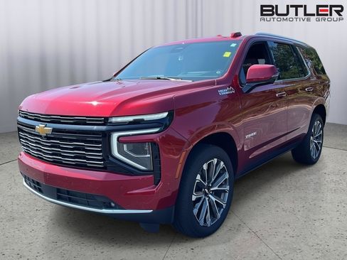 Used 2026 Chevrolet Tahoe High Country w/ Sun And Tow Package AWD/4WD image 1
