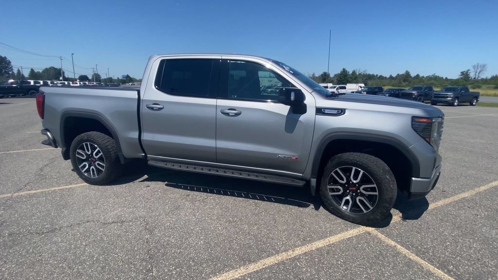 Certified 2024 GMC Sierra 1500 AT4 w/ AT4 Premium Package AWD/4WD image 4