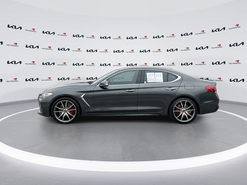 Used 2020 Genesis G70 2.0T Sport image 5