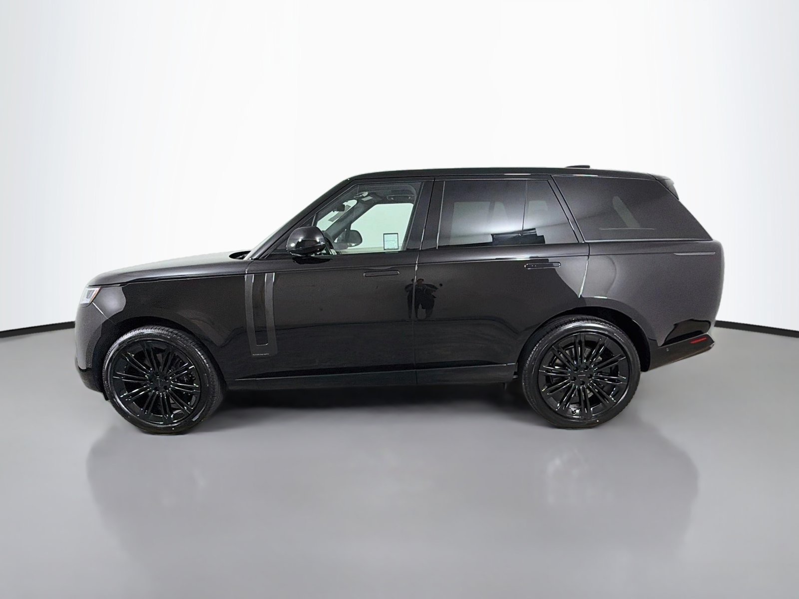 New 2026 Land Rover Range Rover Autobiography AWD/4WD image 2