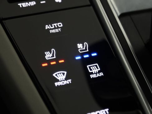 Used 2020 Porsche Cayenne AWD/4WD image 8