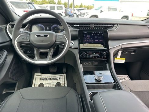 New 2026 Jeep Grand Cherokee Laredo X AWD/4WD image 25