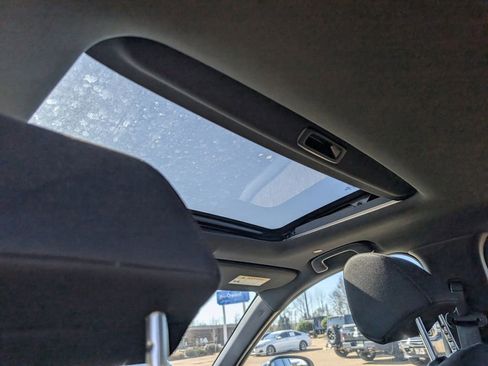 Used 2023 Honda CR-V Sport image 28