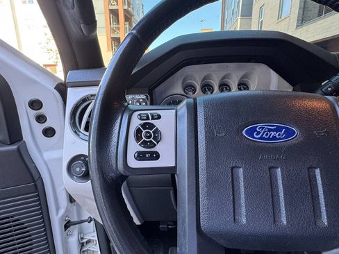 Used 2013 Ford F250 Platinum AWD/4WD image 35
