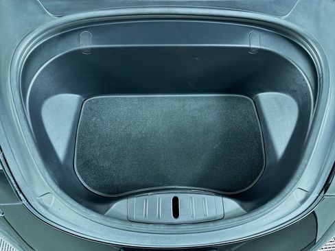 Used 2018 Tesla Model 3 Long Range image 31