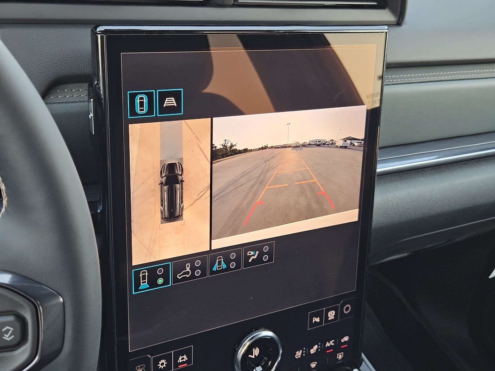 New 2027 GMC Terrain AT4 w/ Convenience Package III AWD/4WD image 13