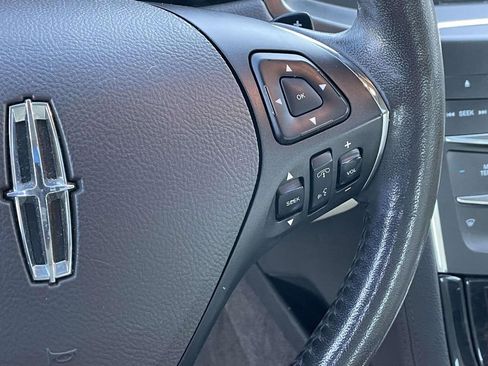 Used 2013 Lincoln MKS AWD image 22