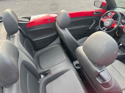Used 2013 Volkswagen Beetle 2.5 FWD image 29