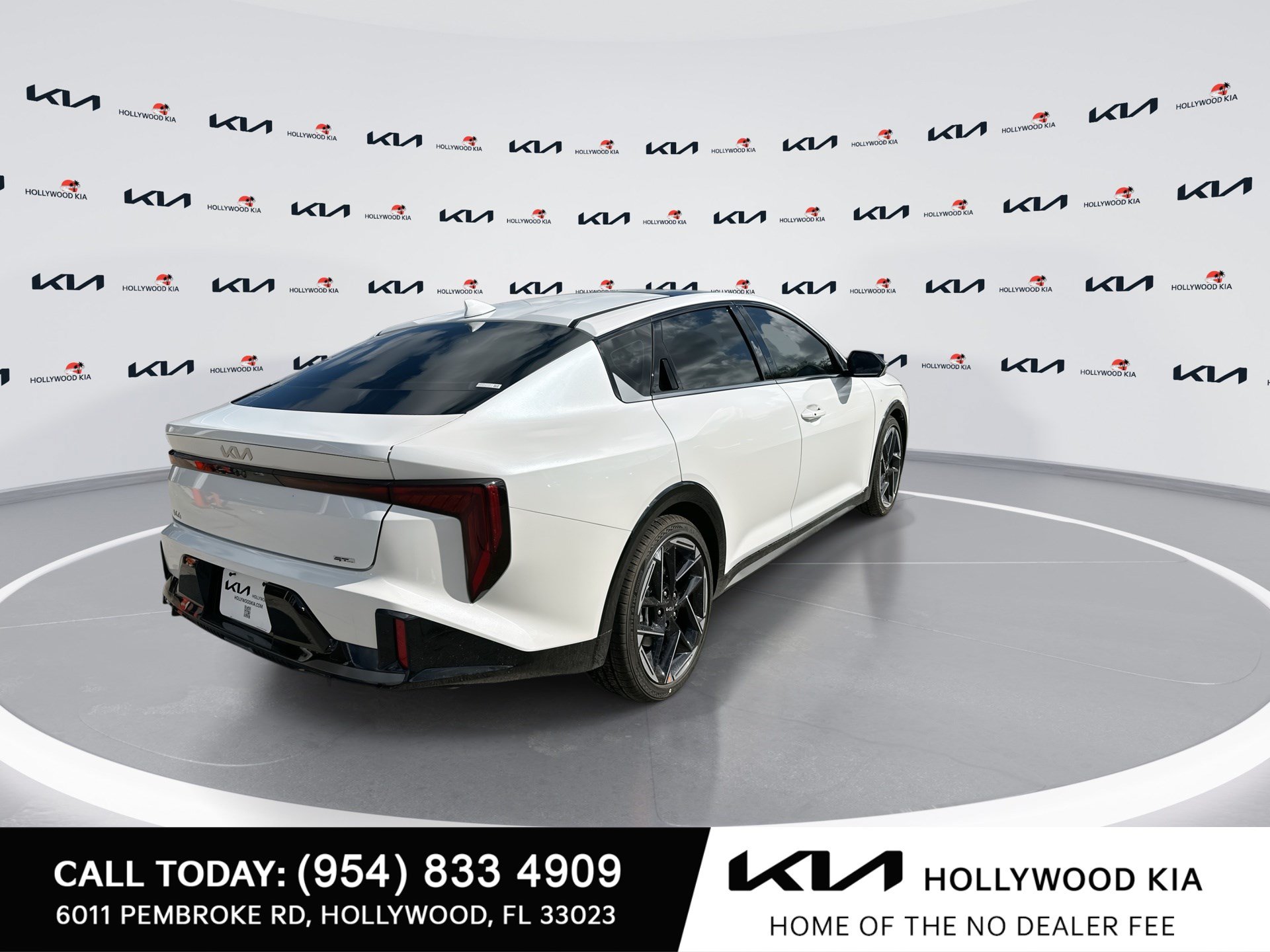 New 2026 Kia K4 GT-Line w/ GT-Line Premium Package FWD image 8