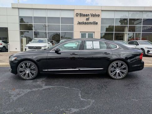 Certified 2023 Volvo S90 B6 Ultimate w/ Protection Package Premier AWD/4WD image 3