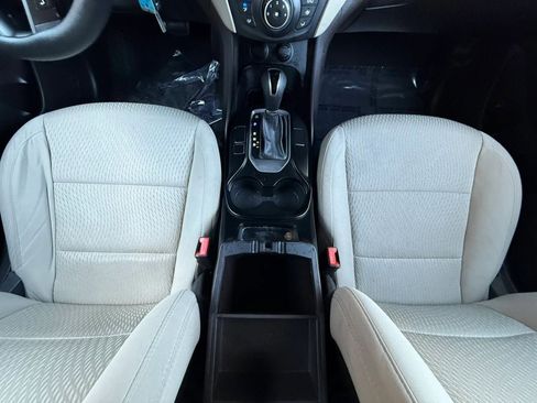 Used 2016 Hyundai Santa Fe Sport FWD image 47