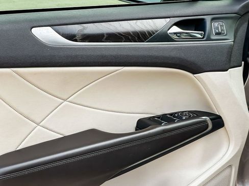 Used 2019 Lincoln MKC Reserve w/ MKC Climate Package image 13