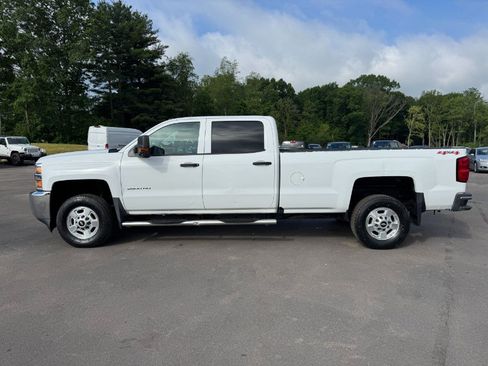 Used 2017 Chevrolet Silverado 2500 W/T w/ WT Convenience Package AWD/4WD image 2