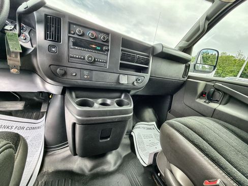 Used 2024 Chevrolet Express 2500 w/ Driver Convenience Package RWD image 21