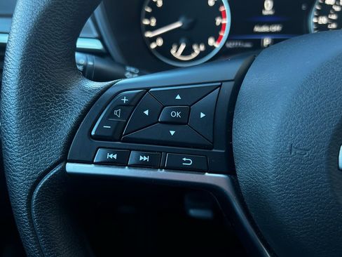 Used 2023 Nissan Altima 2.5 SV image 21