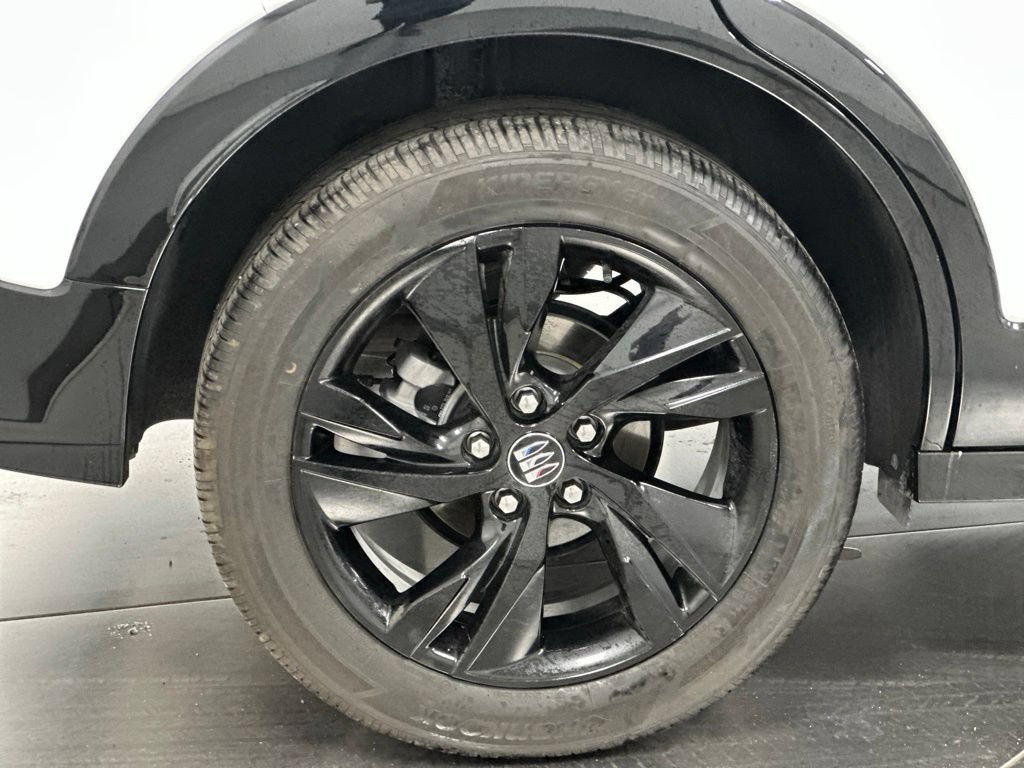 Used 2024 Buick Encore GX Sport Touring FWD image 25