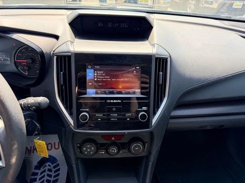 Used 2019 Subaru Crosstrek 2.0i image 25