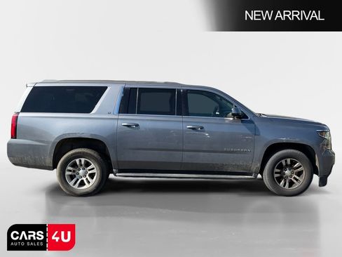 Used 2018 Chevrolet Suburban LT image 8