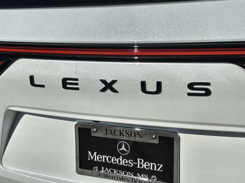 Used 2025 Lexus LX 700h F Sport image 16