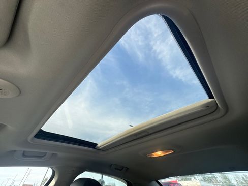 Used 2015 Chevrolet Impala LT w/ LT Sunroof Package image 16